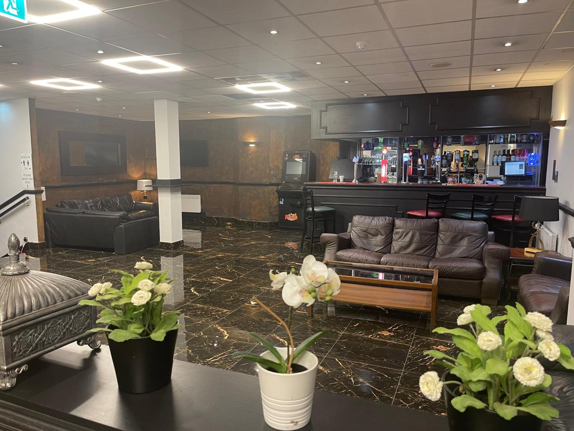 קובנטרי Hylands Hotel מראה חיצוני תמונה